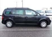 Volkswagen Touran Kombi 2,0 l 100 kw