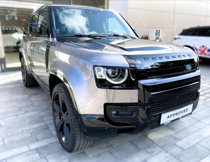 Land Rover Defender 8