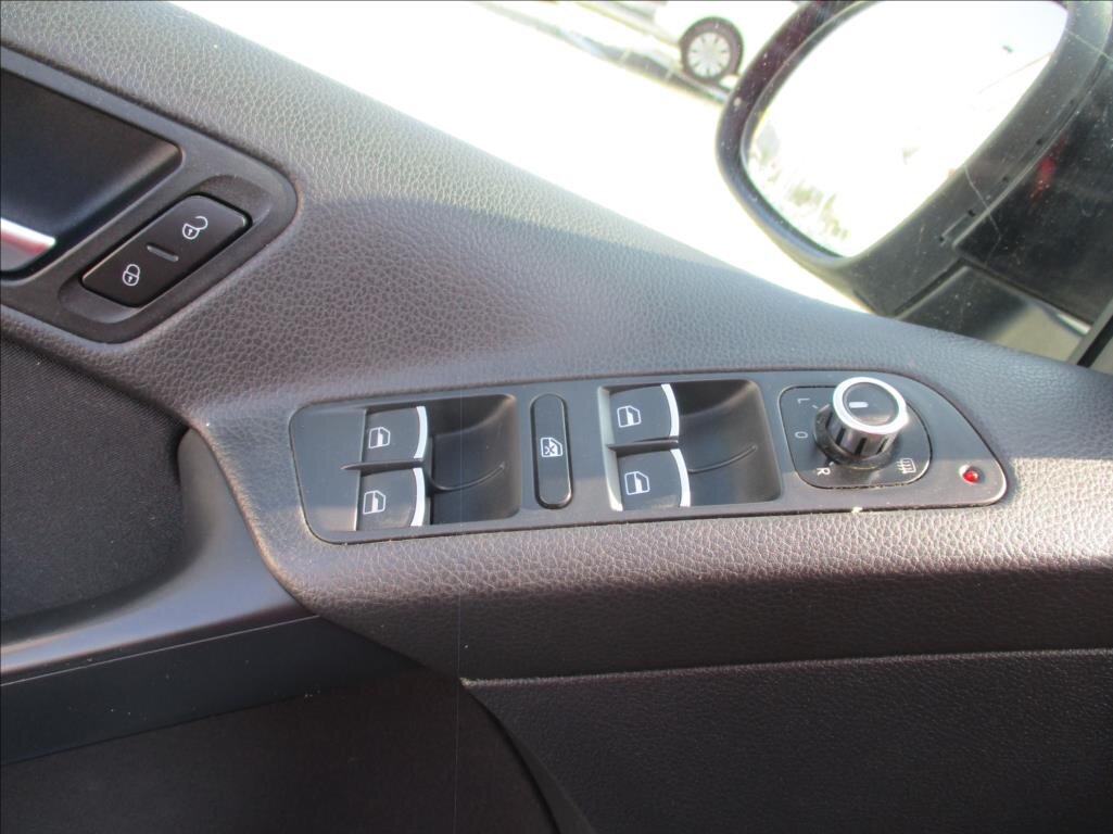 Volkswagen Tiguan SUV 2,0 l 81 kw