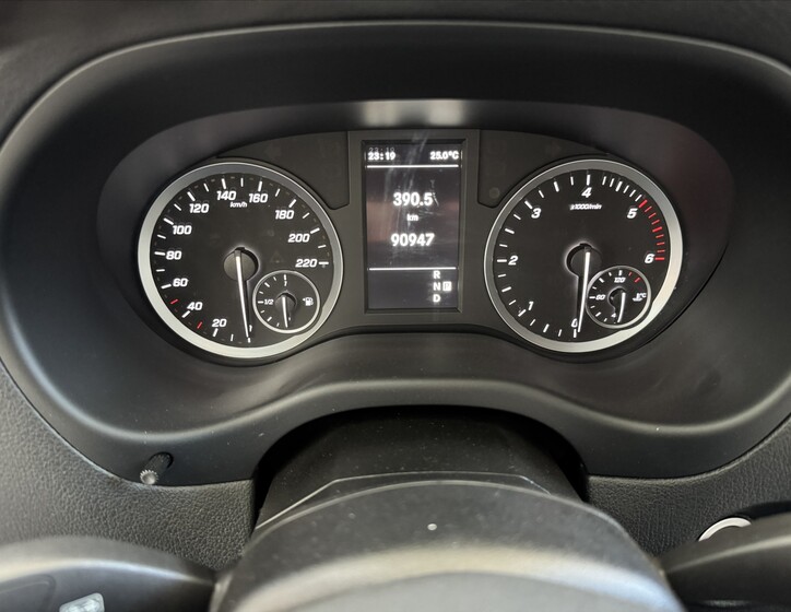 Mercedes-Benz Ostatní 10