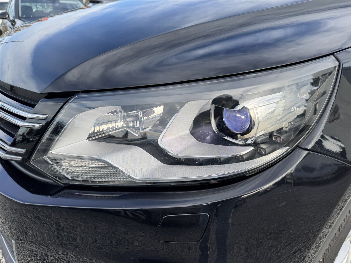 Volkswagen Tiguan SUV 2,0 l 103 kw