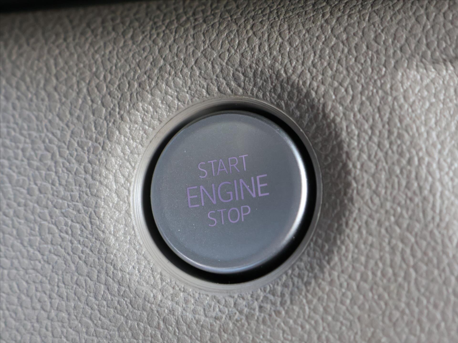 Volkswagen Multivan Kombi 1,4 l 110 kw