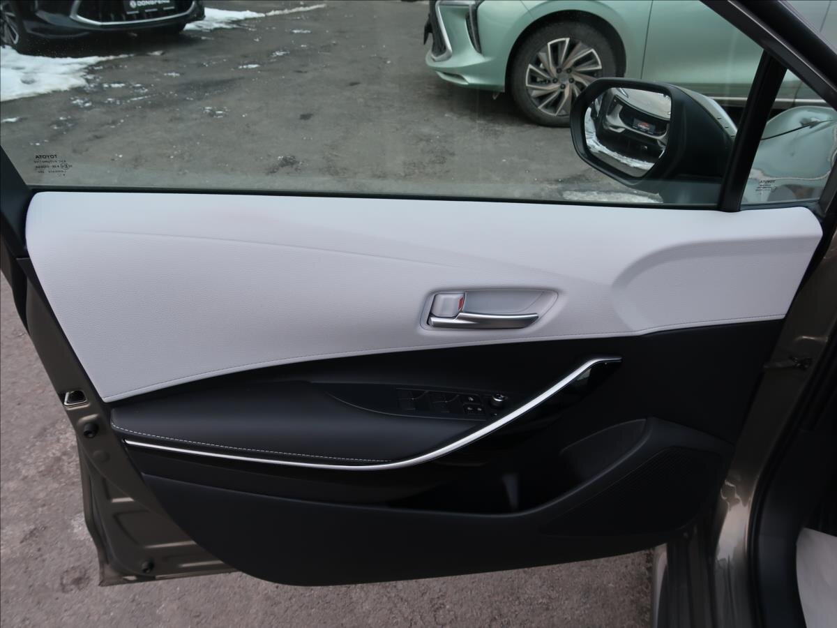 Toyota Corolla Kombi 2,0 l 132 kw