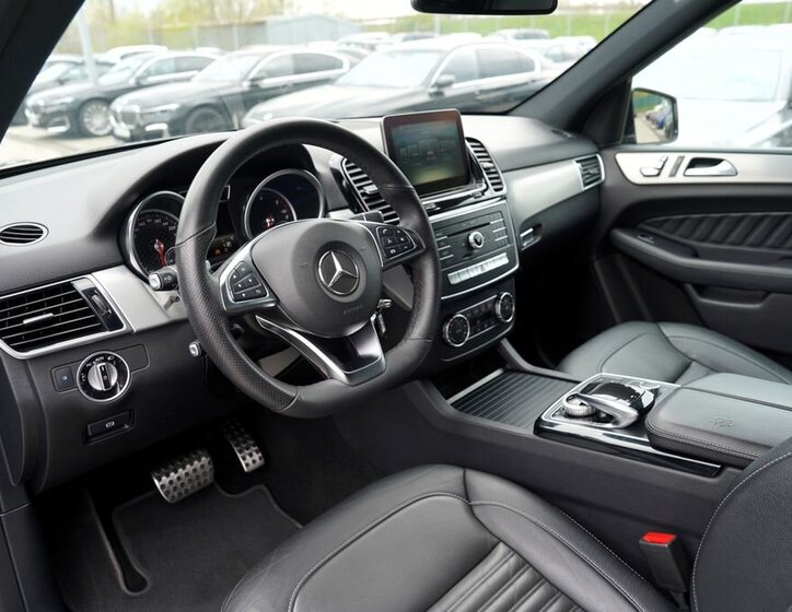 Mercedes-Benz GLE SUV / Terénní 3,0 l 190 kw