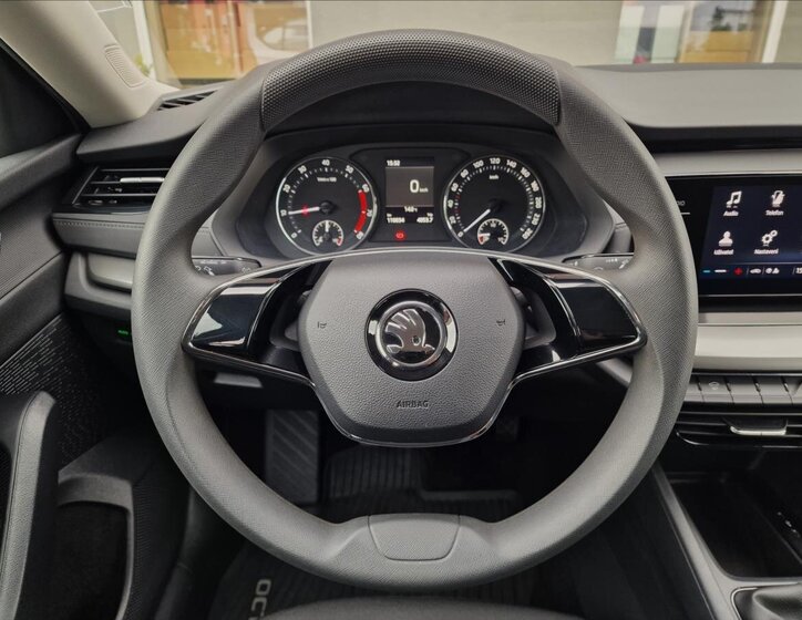 Škoda Octavia Liftback 999,0 81 kw