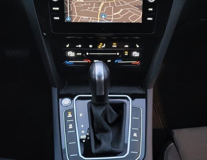 Volkswagen Passat Kombi 0,0 0