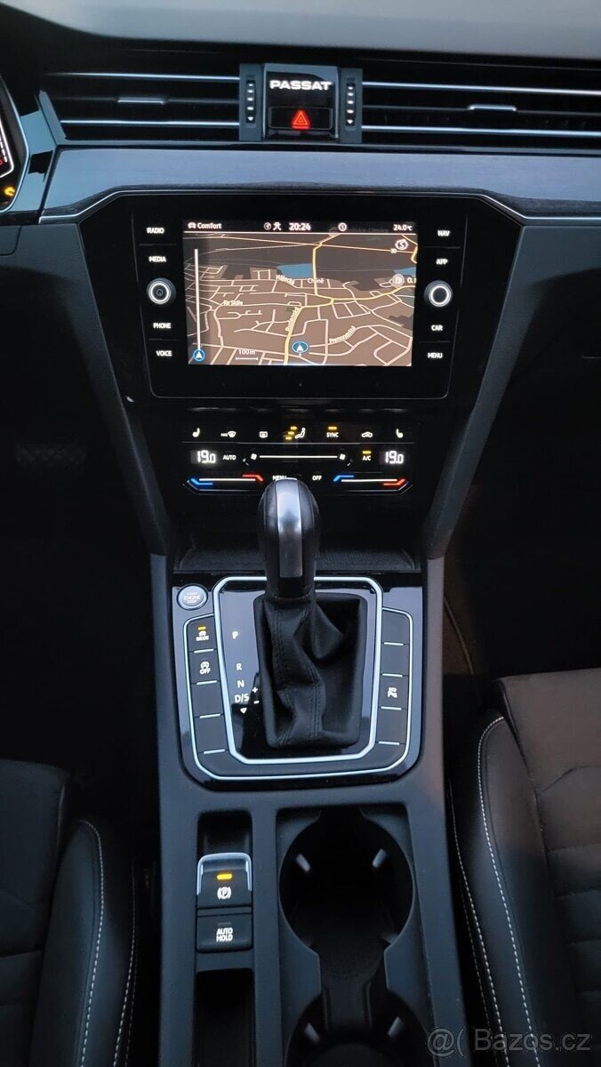 Volkswagen Passat Kombi 0,0 0