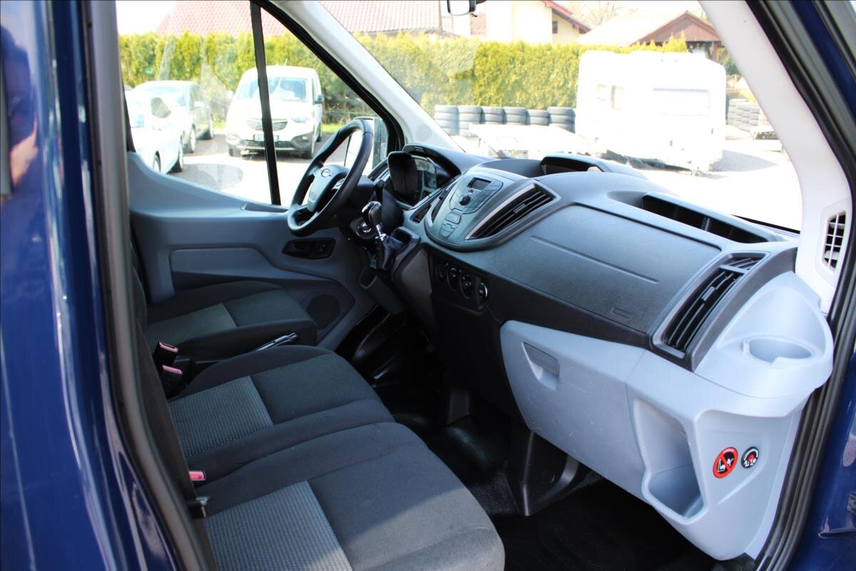 Ford Transit Valník 2,2 l 74 kw