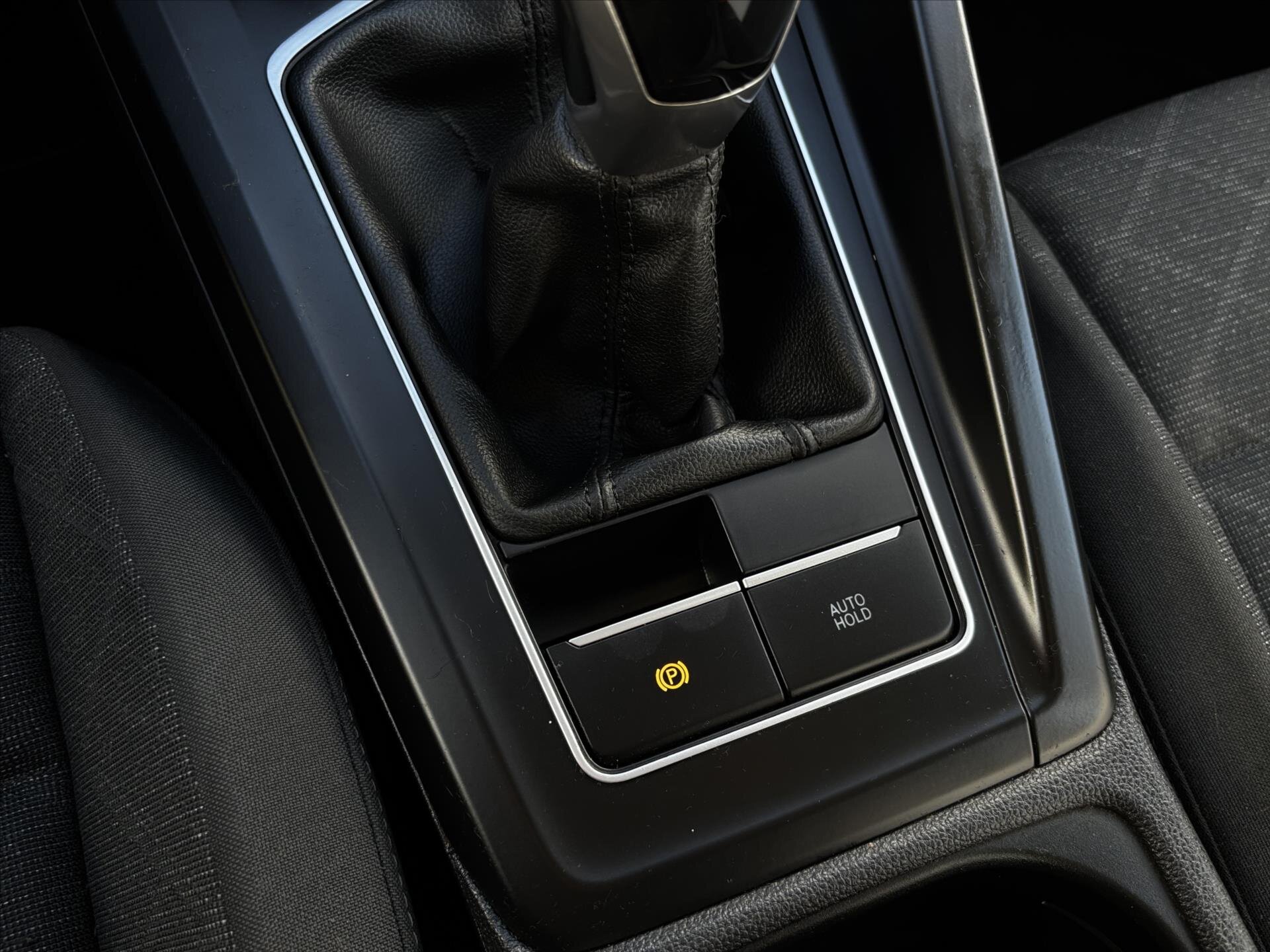 Volkswagen Golf Hatchback 1,5 l 96 kw