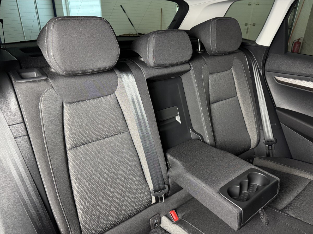 Škoda Karoq SUV / Terénní 2,0 l 110 kw