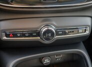 Volvo XC40 SUV / Terénní 2,0 l 140 kw