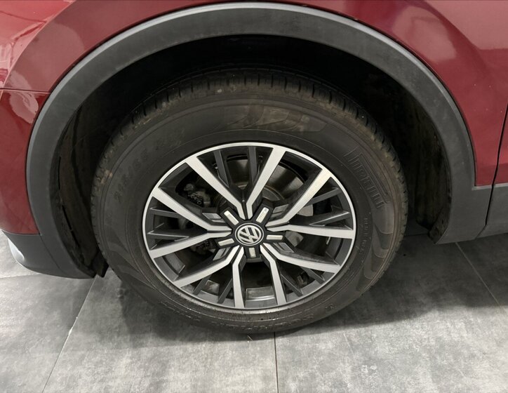 Volkswagen Tiguan SUV / Terénní 1,4 l 110 kw