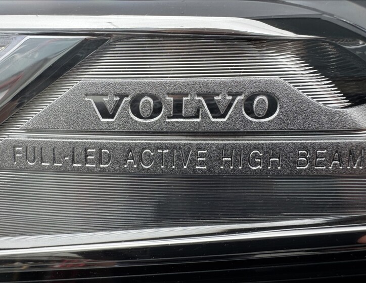 Volvo XC90 10
