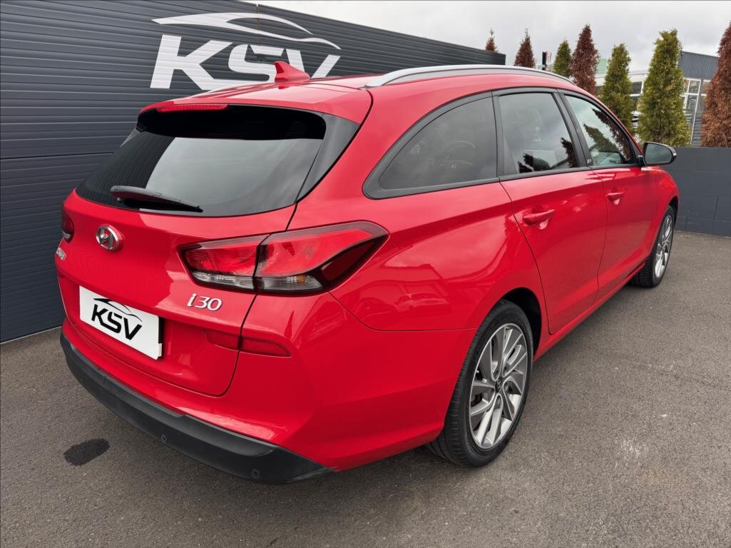 Hyundai i30 Kombi 1,4 l 103 kw