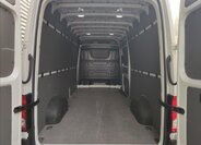 Volkswagen Crafter 27