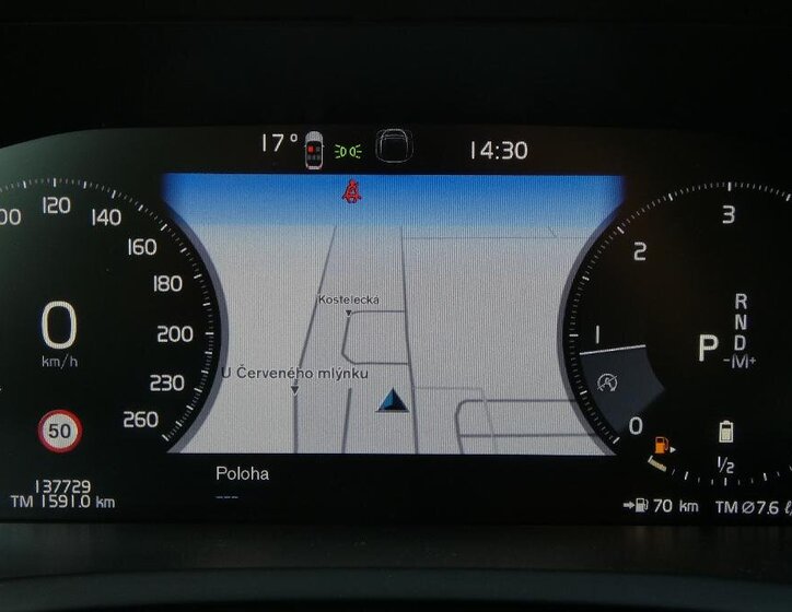 Volvo XC90 SUV / Terénní 2,0 l 173 kw