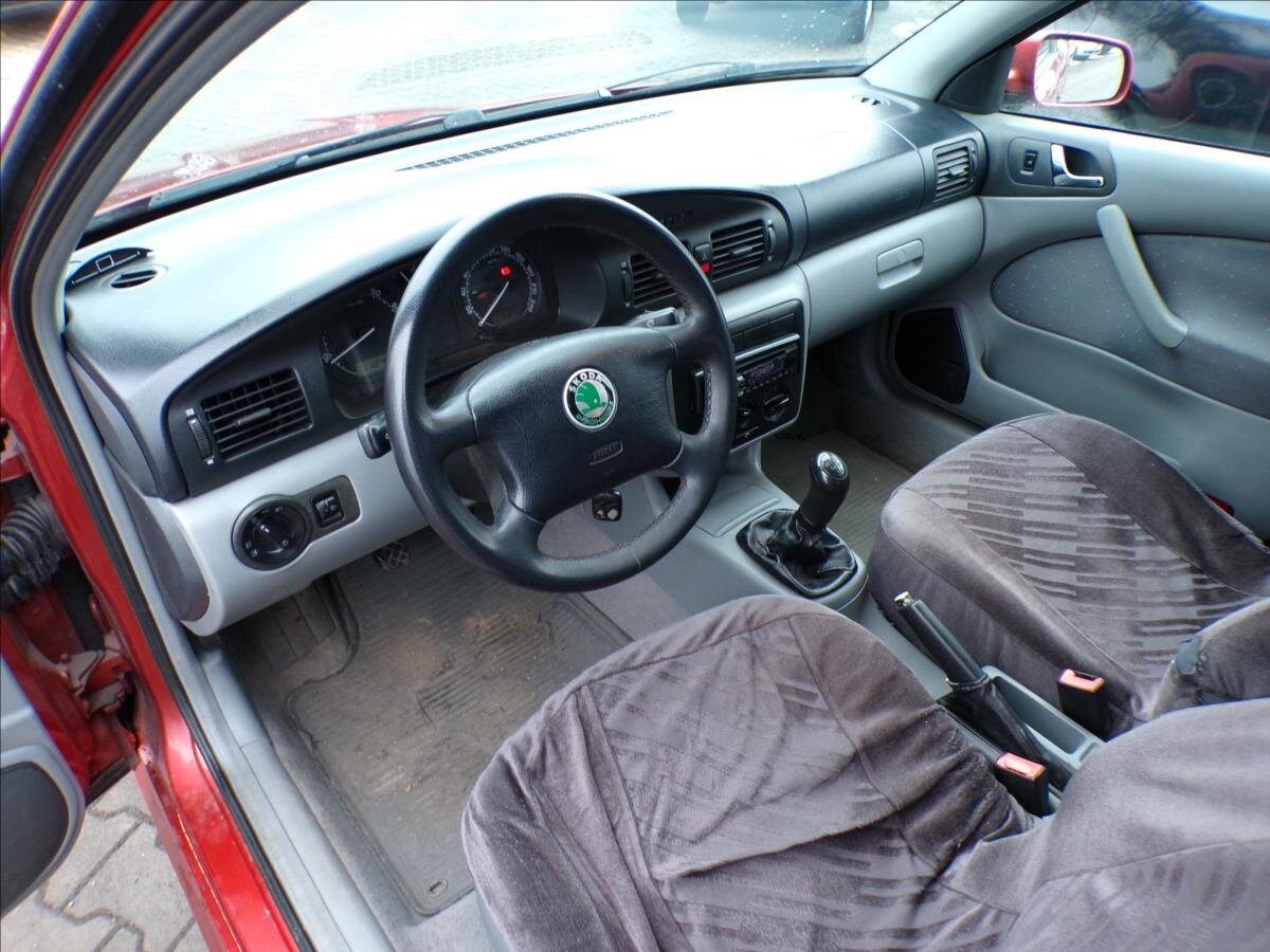 Škoda Octavia Liftback 1,6 l 75 kw