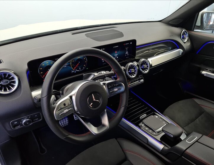 Mercedes-Benz GLB SUV 1,3 l 120 kw