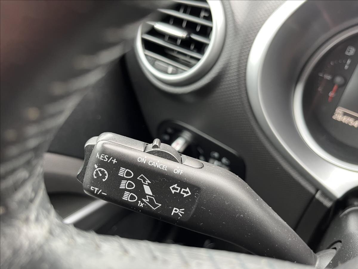 Seat Leon Hatchback 2,0 l 103 kw