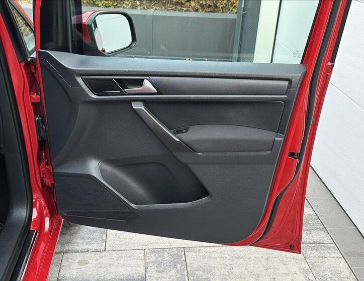 Volkswagen Caddy Kombi 2,0 l 75 kw