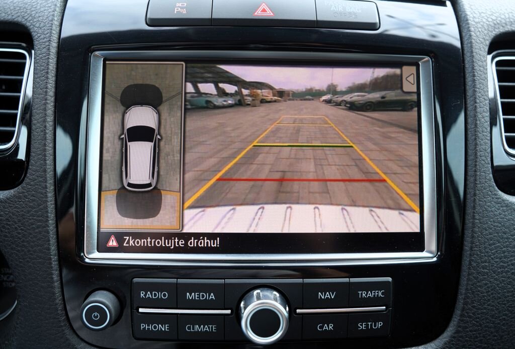 Volkswagen Touareg SUV / Terénní 3,0 l 176 kw