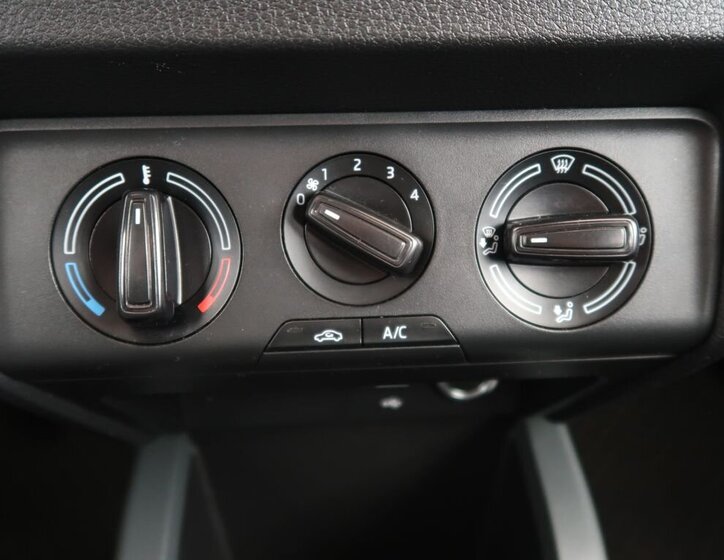 Škoda Fabia Hatchback 999,0 70 kw