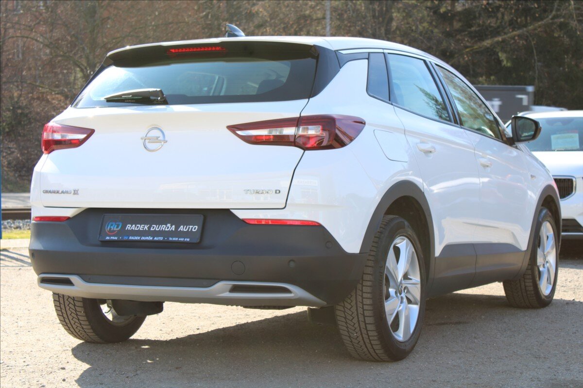 Opel Grandland X SUV / Terénní 1,5 l 96 kw