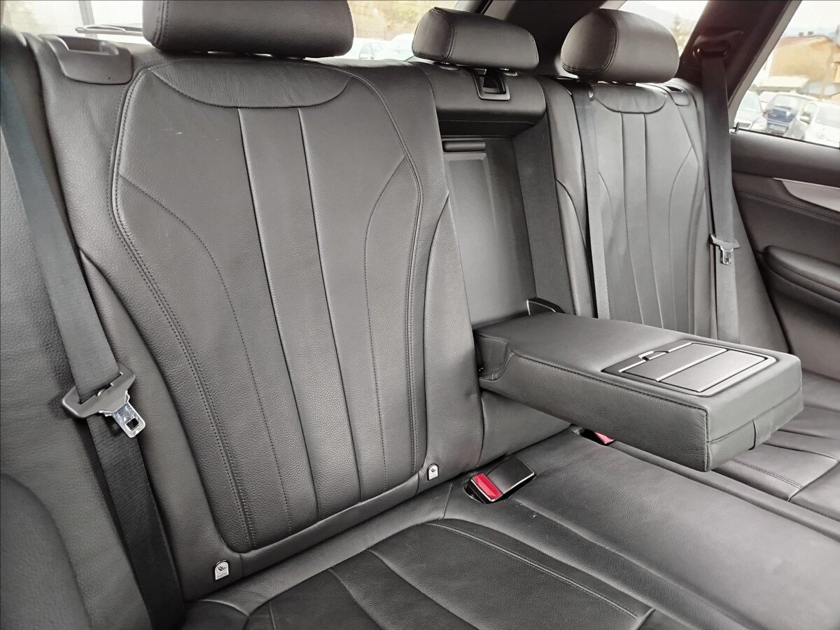 BMW X5 SUV / Terénní 3,0 l 190 kw