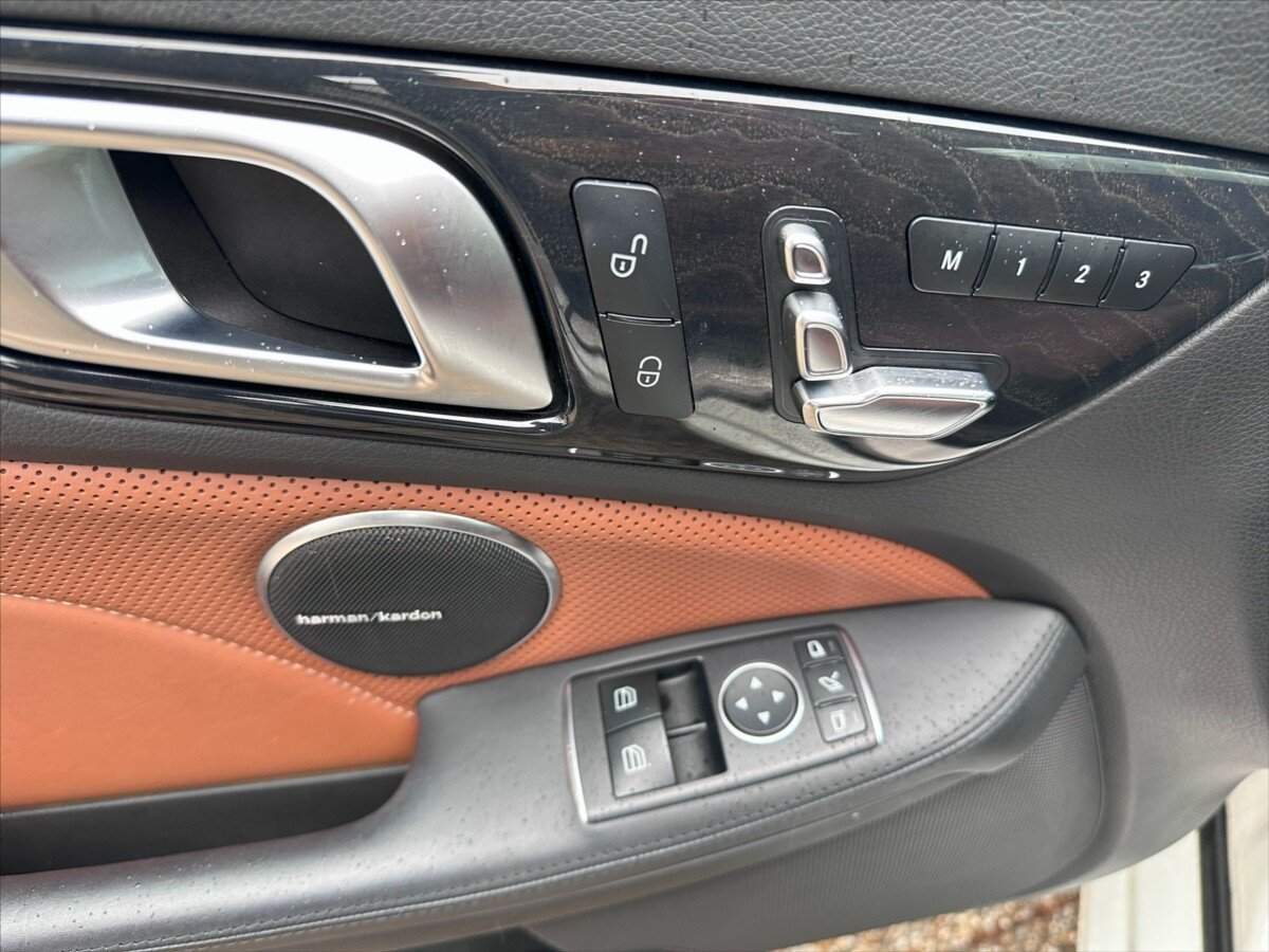 Mercedes-Benz SLC Kabriolet 3,0 l 270 kw