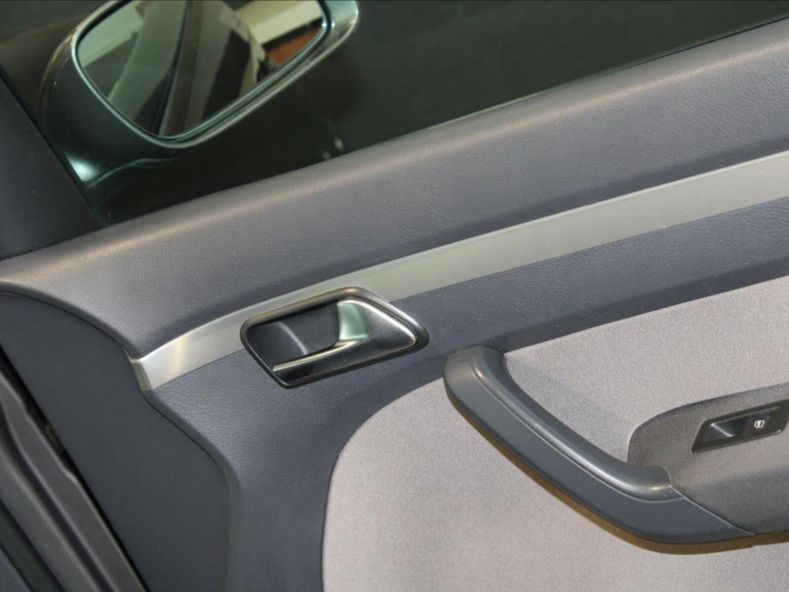 Volkswagen Touran 24