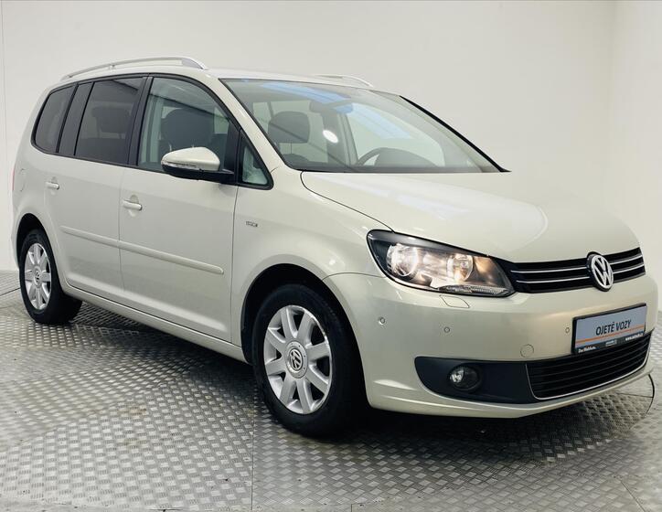 Volkswagen Touran 24