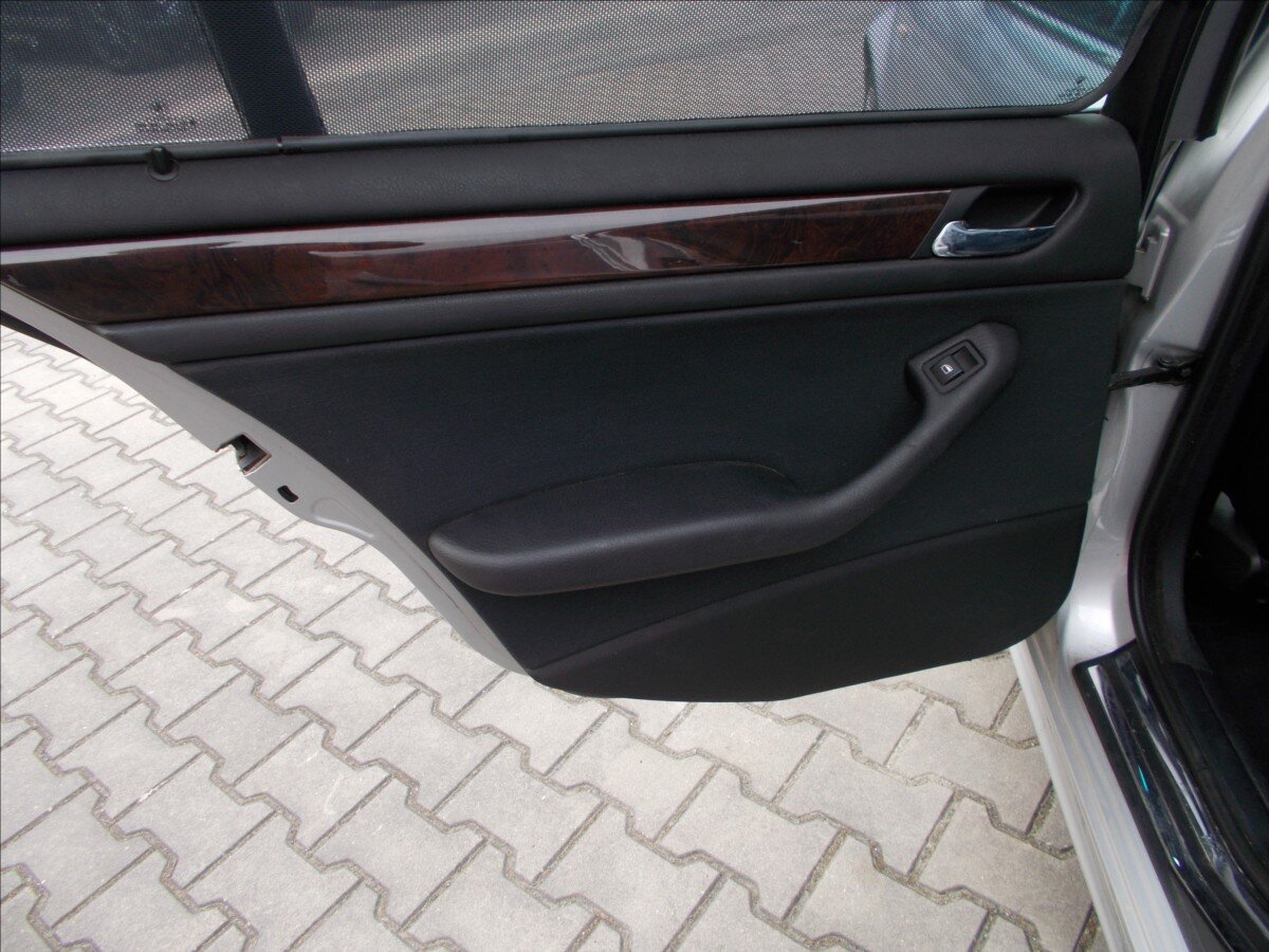 BMW Řada 3 Liftback 2,5 l 125 kw