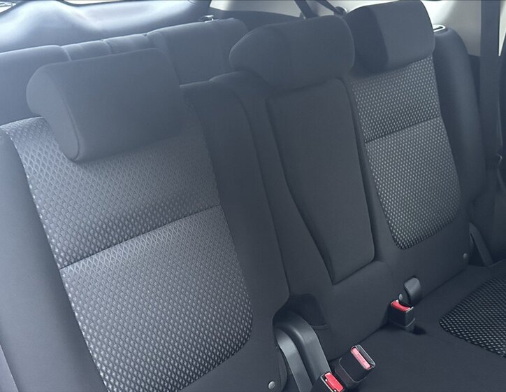 Mitsubishi Outlander SUV / Terénní 2,3 l 110 kw