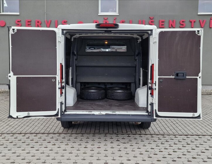 Peugeot Boxer Skříň 2,0 l 96 kw