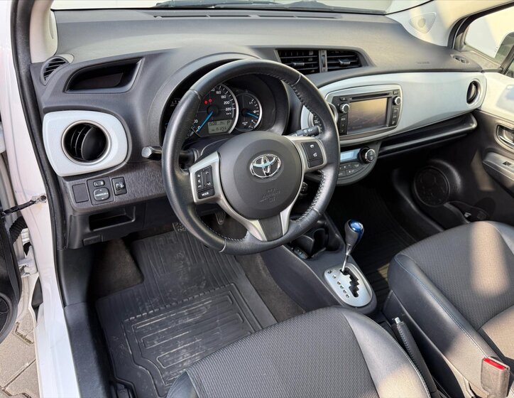 Toyota Yaris Hatchback 1,5 l 55 kw