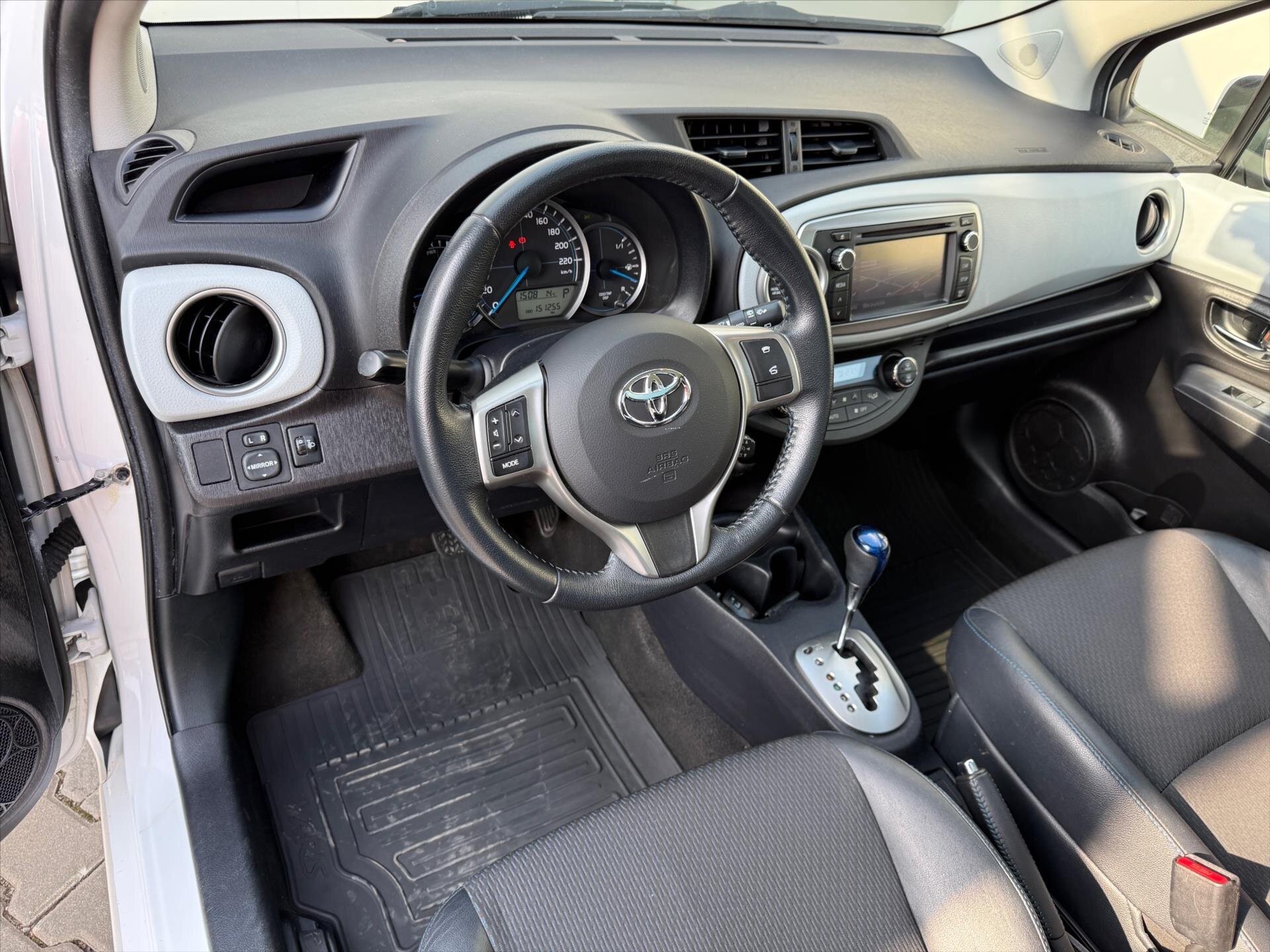 Toyota Yaris Hatchback 1,5 l 55 kw