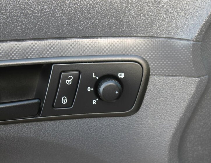 Volkswagen Caddy Skříň 2,0 l 81 kw