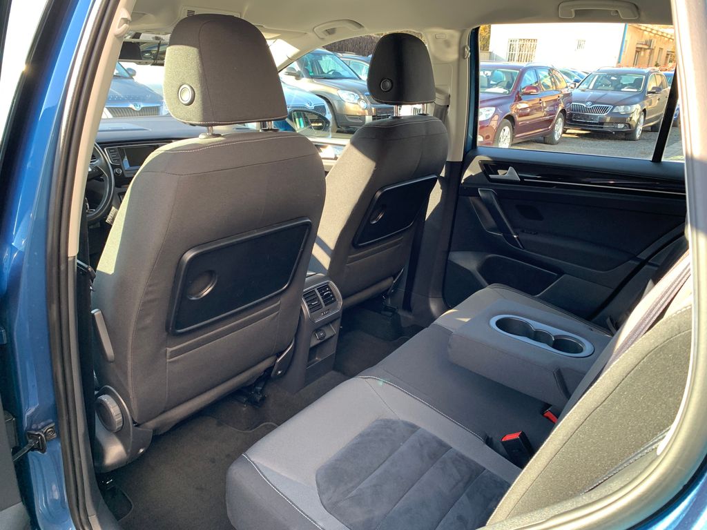 Volkswagen Golf Sportsvan