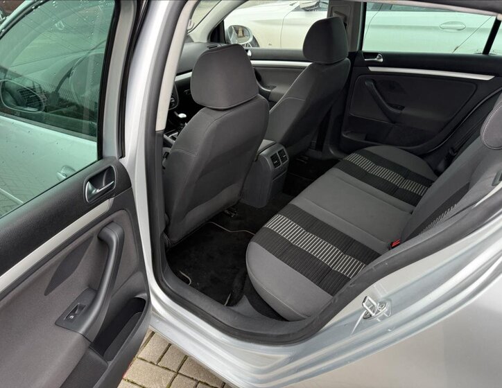 Volkswagen Golf Hatchback 1,4 l 90 kw