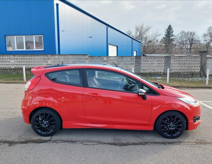Ford Fiesta Hatchback 999,0 103 kw
