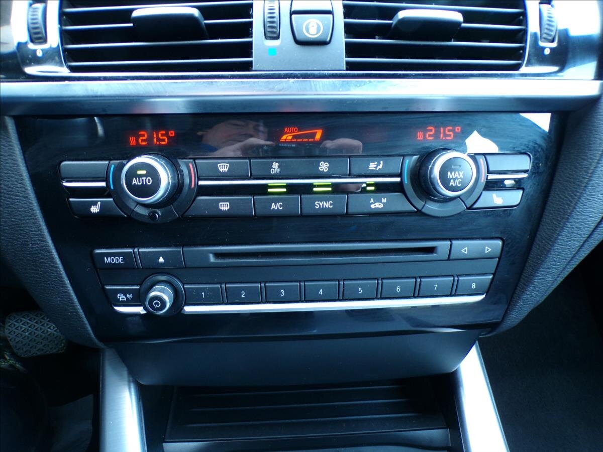 BMW X4 Sedan / Limuzína 3,0 l 190 kw