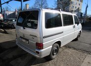 Volkswagen Caravelle Kombi 2,5 l 75 kw