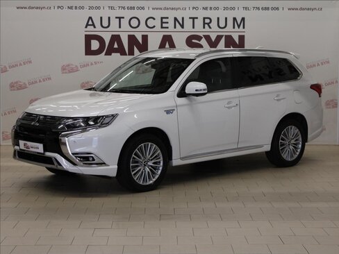 Mitsubishi Outlander SUV / Terénní 2,4 l 99 kw
