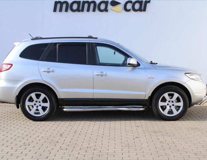 Hyundai Santa Fe SUV / Terénní 2,2 l 114 kw