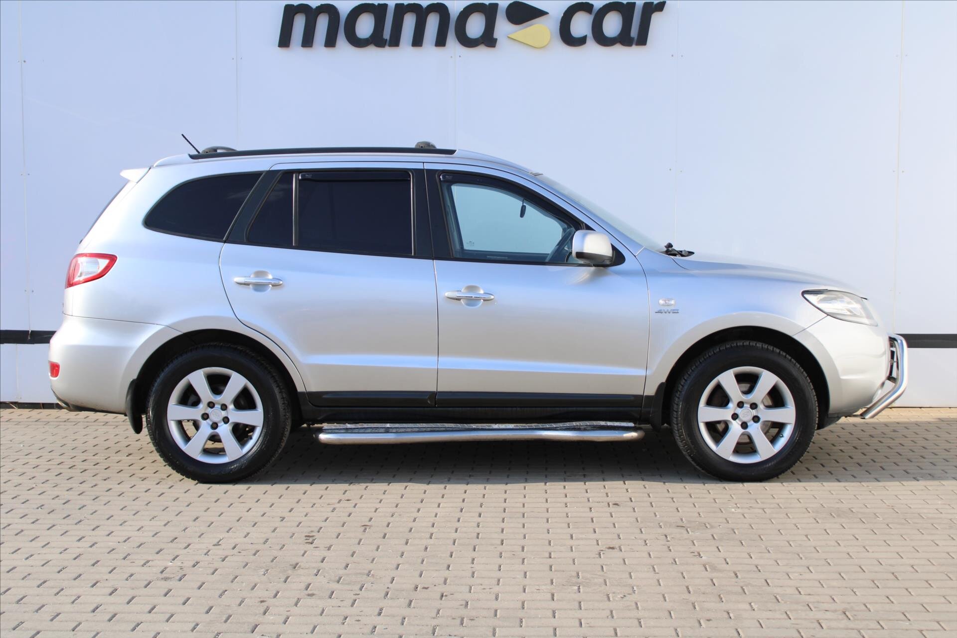 Hyundai Santa Fe SUV / Terénní 2,2 l 114 kw