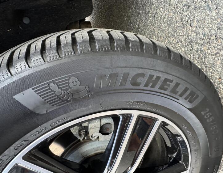 Jeep Grand Cherokee 22