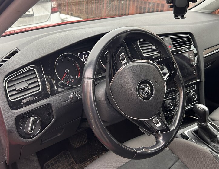 Volkswagen Golf Hatchback 1,5 l 110 kw