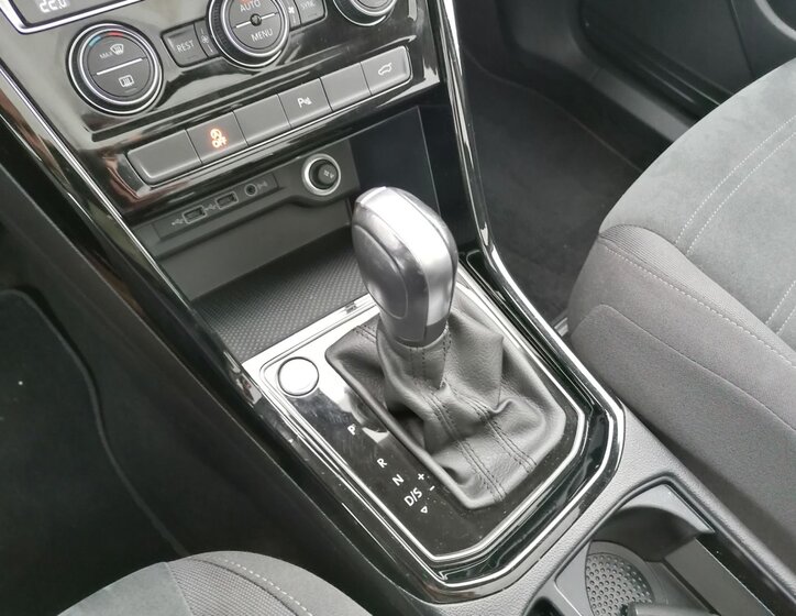 Volkswagen Touran 14