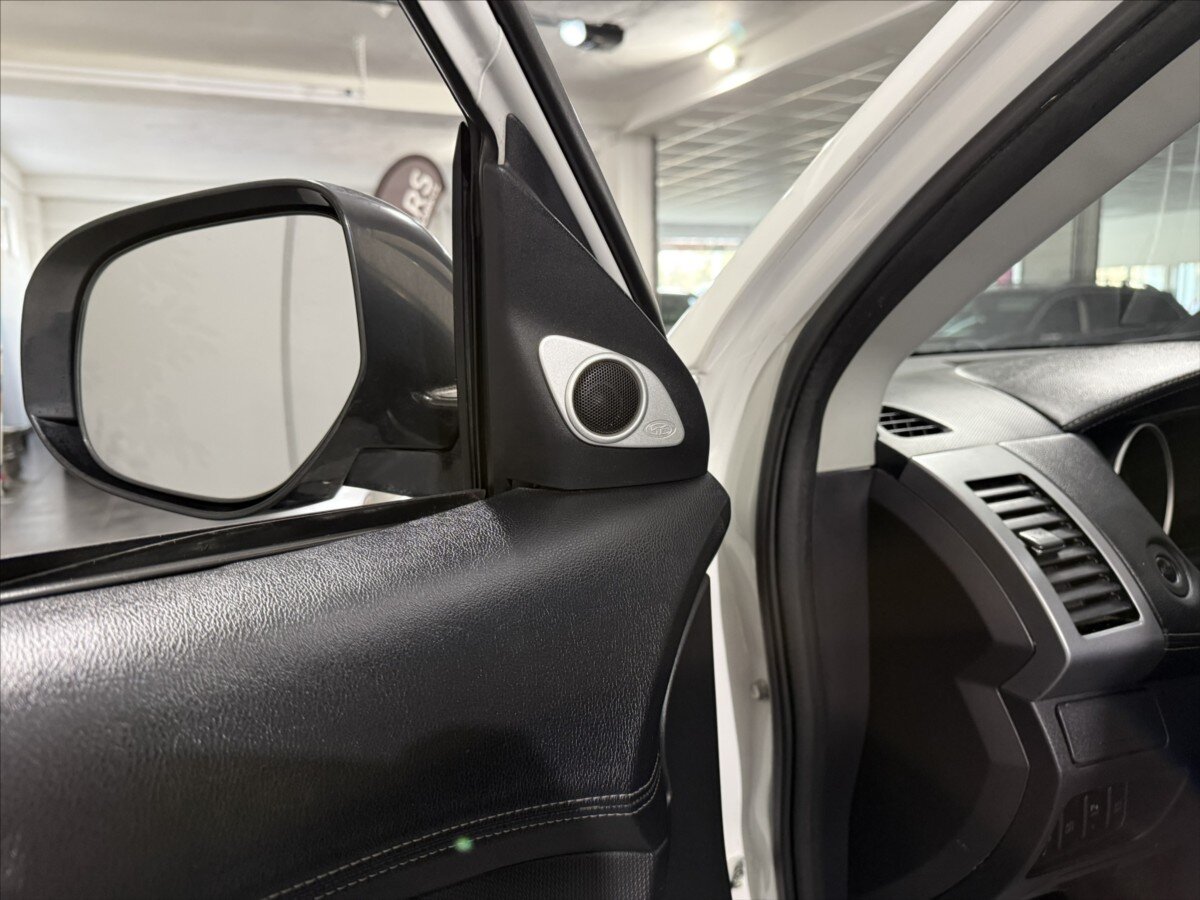 Mitsubishi Outlander SUV / Terénní 2,2 l 115 kw