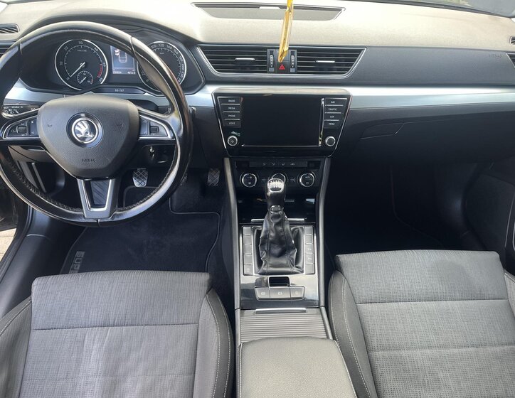 Škoda Superb Kombi 2,0 l 110 kw